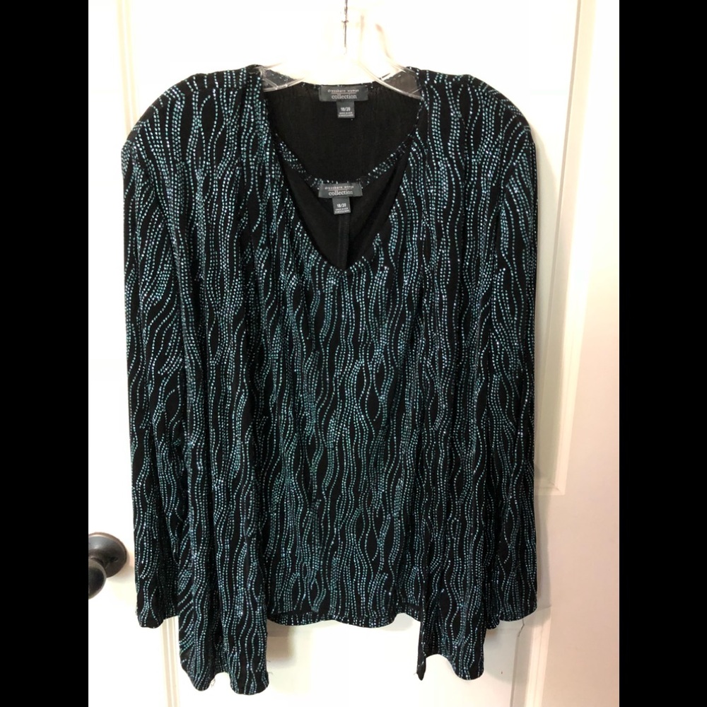 Women’s Plus Twin Set